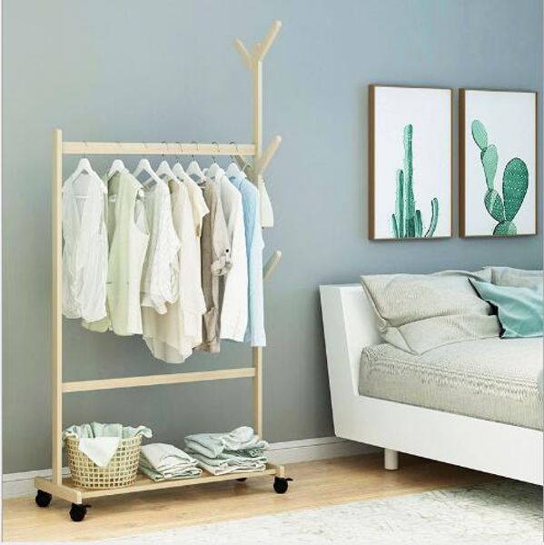 Clothes and hats rack: Bedroom furniture with solid wood hangers, ground cloth, receiving frame, and modern simple household shelf