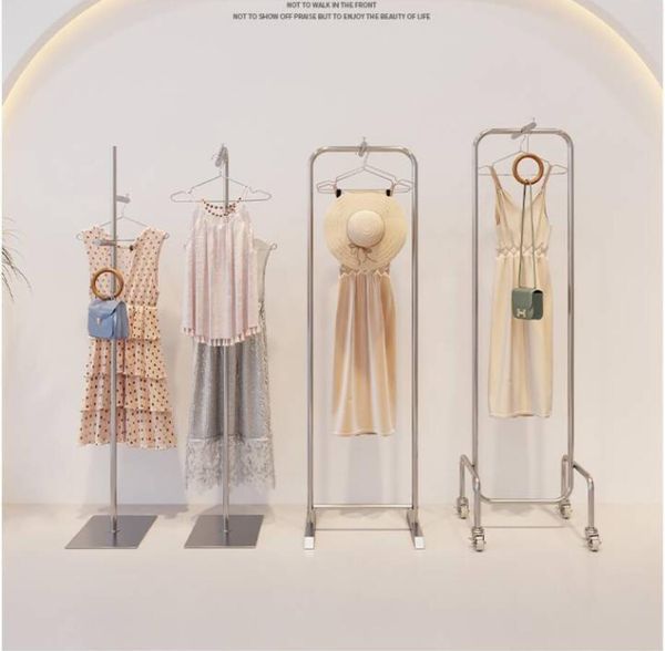 Iron clothes hanger pole for commercial furniture, featuring floor-standing middle island racks for men's and women's clothing display