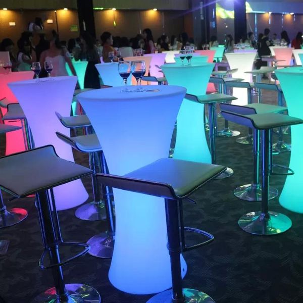 LED-lit cocktail table  
LED lounge lighting  
waterproof LED bar table  
rechargeable illuminated coffee table  
glowing center table