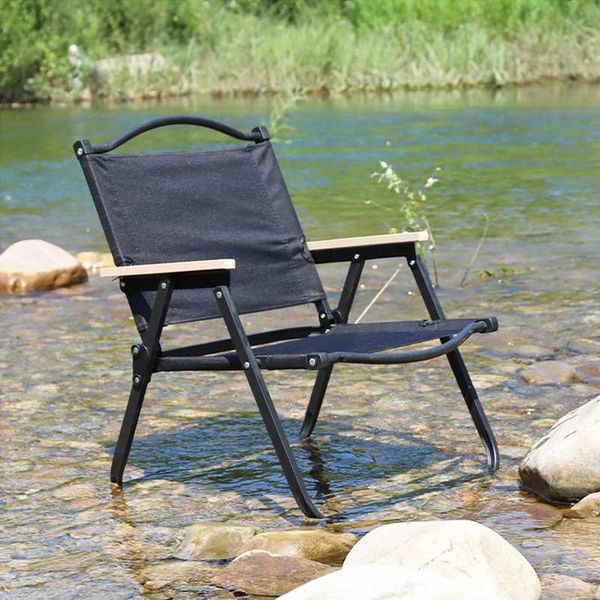 Portable folding outdoor chair for camping, fishing, picnics, beaches, gardens, and barbecues